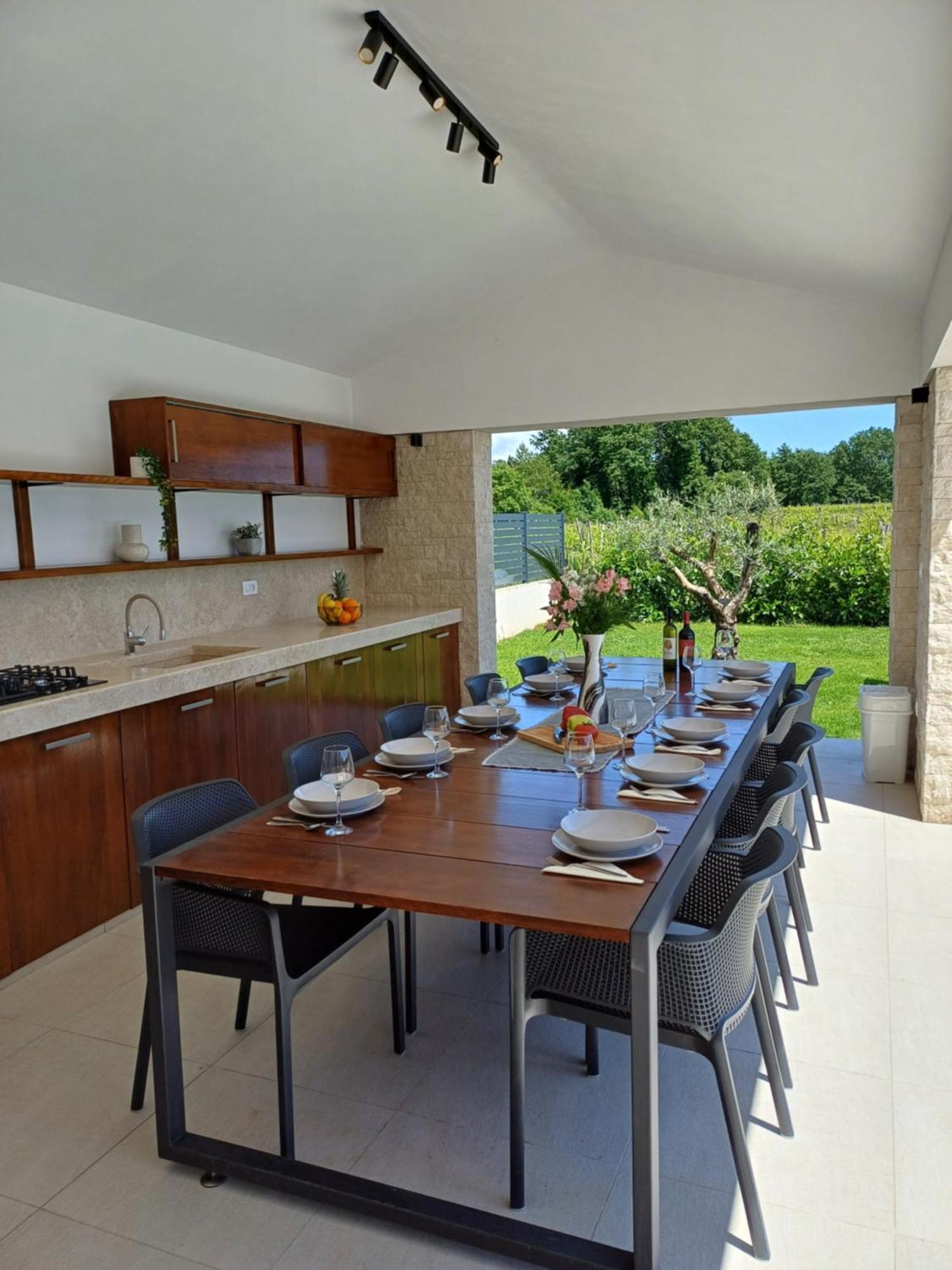 Villa Laura Santalezi ภายนอก รูปภาพ